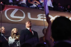 Campeão da NBA, New York Knicks avalia visita à Casa Branca de Donald Trump