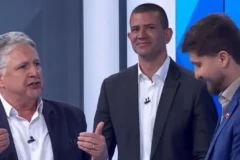 Citação de programa Leitinho Feliz gera riso entre candidatos em debate no Rio