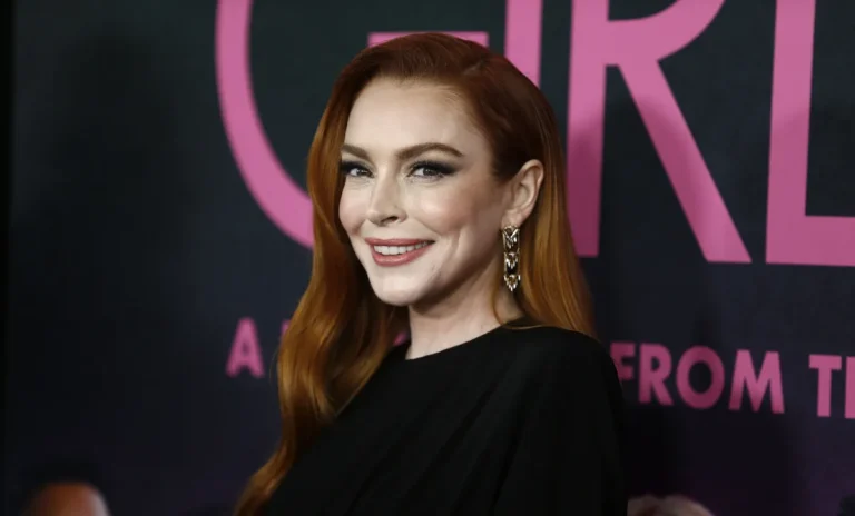 Lindsay Lohan e Mark Waters se reencontram para novo romance na Netflix