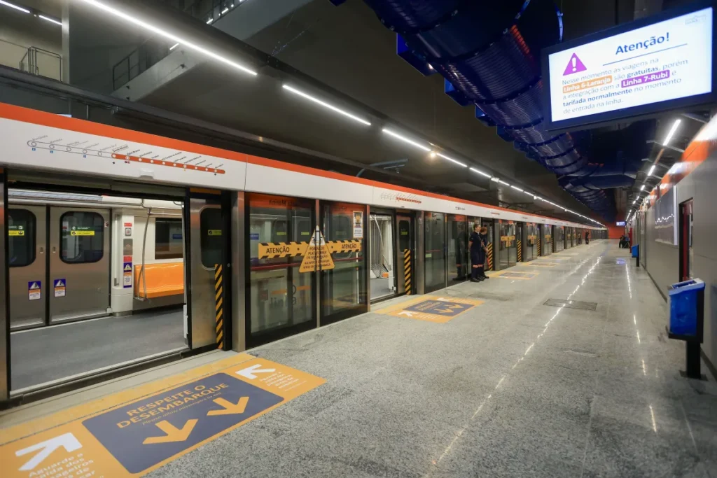 Protocolo Código R: como funciona o atendimento a paradas cardíacas no metrô de São Paulo