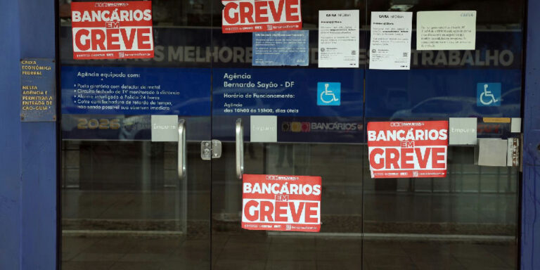 TST decide nesta terça-feira o futuro da greve dos bancários da Caixa