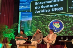 Ailton Krenak questiona modelo de desenvolvimento em lançamento de livros