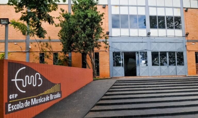 Alunos da Escola de Música de Brasília participam do programa Sala de Concerto na Rádio MEC nesta sexta-feira