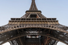 Ataque a tiros em região metropolitana de paris deixa um morto e feridos