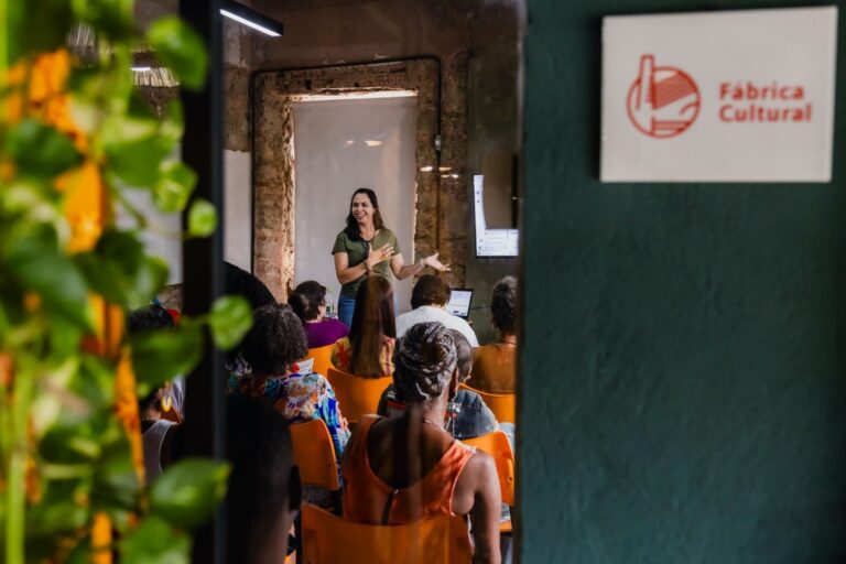 Bahia tem 460 vagas grátis em capacitação para negócios criativos pela Fábrica Cultural