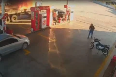 Caminhão em chamas entra em posto de combustíveis e causa pânico no Rio Grande do Norte