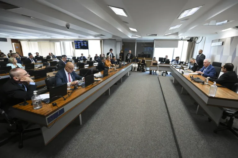 CCJ do Senado retoma votação da PEC da Segurança Pública nesta quarta-feira