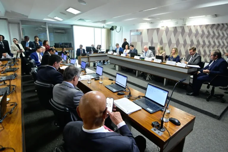 CCJ do Senado retoma votação da PEC da Segurança Pública nesta quarta-feira