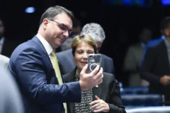 Cenário no Senado: maioria dos parlamentares com mandato até 2027 apoia Flávio Bolsonaro