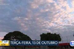 Céu de Brasília marca a manhã desta terça-feira, 13 de outubro