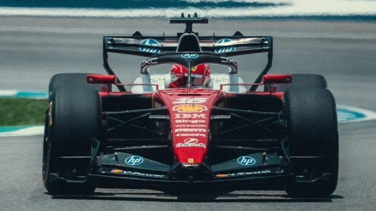 Charles Leclerc lidera segundo treino livre no retorno da Fórmula 1 a Sepang
