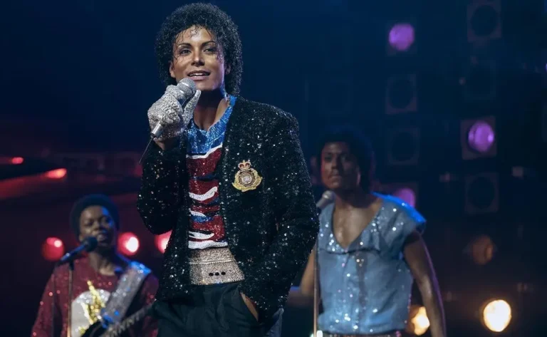 Cinebiografia de Michael Jackson chega aos streamings e plataformas digitais