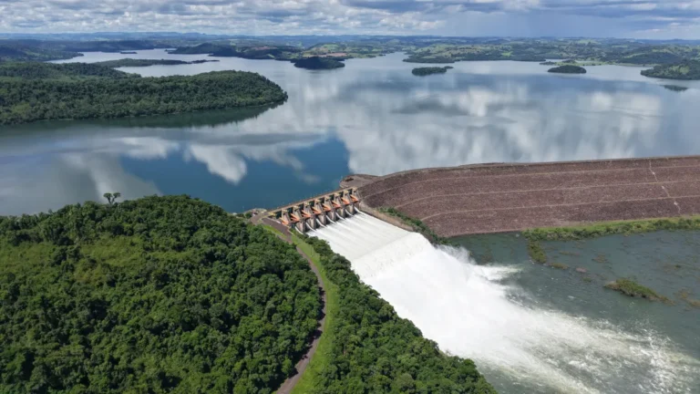 Copel defende novos leilões de hidrelétricas e critica renovação baseada em cálculos