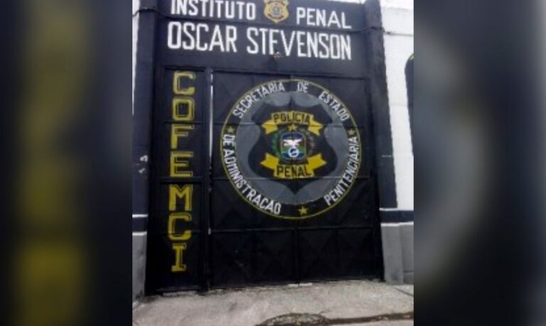 Diretora de presídio feminino é presa após desvio de alimentos no Rio de Janeiro