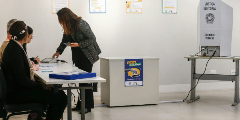 Eleições começam com tranquilidade e fluxo rápido na zona sul de São Paulo