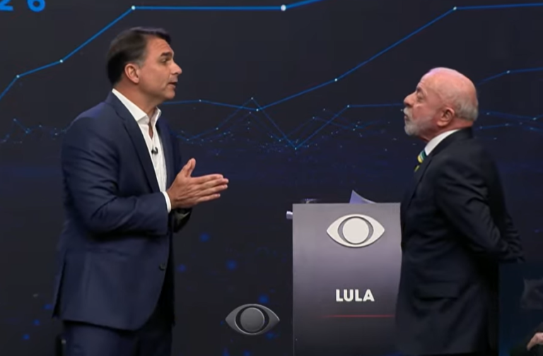 Equipes de Flávio e Lula analisam desempenho em debate na TV Bandeirantes
