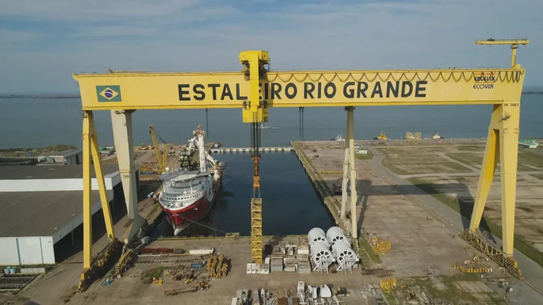 Estaleiro Rio Grande retoma construção naval após uma década e projeta 1,7 mil vagas