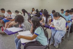 Estudantes da rede pública apontam ensino e aprendizagem como prioridade máxima