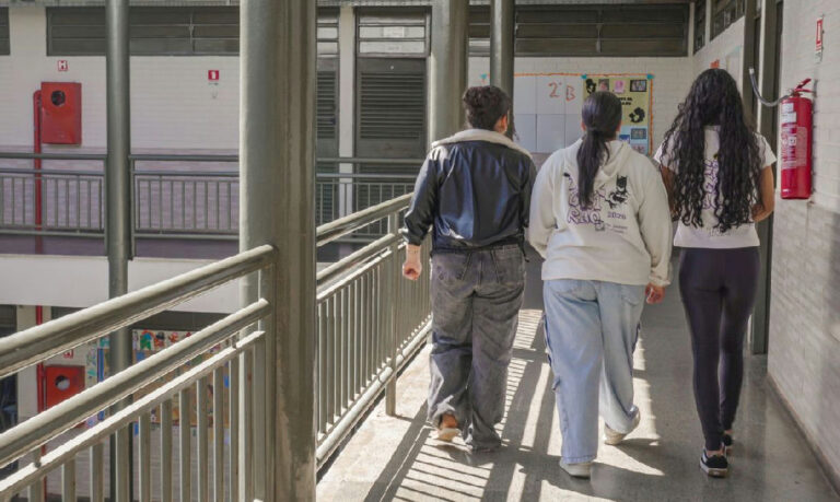 Fies 2026/2 abre prazo para instituições ofertarem vagas remanescentes