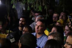 Flávio bolsonaro impõe exigências ao TSE para abrir sigilos de duas décadas