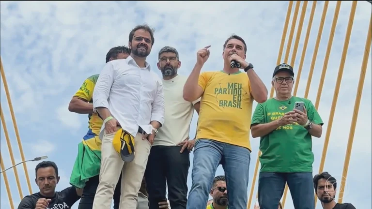 Flávio bolsonaro intensifica campanha presidencial no pará e no amazonas