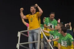Flávio bolsonaro promete apoio contra queimadas na amazônia em ato em manaus