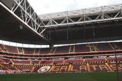 Galatasaray e Barcelona se enfrentam em Istambul pela Champions League