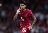 Grécia resiste à pressão alemã e mantém invencibilidade na Nations League