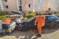 Idoso prensado entre carros no DF relata ameaça após acidente em condomínio