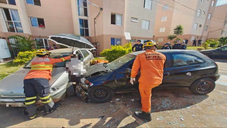 Idoso prensado entre carros no DF relata ameaça após acidente em condomínio