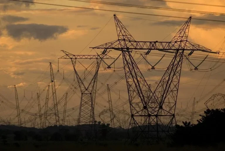 Inflação de setembro supera expectativas com alta em energia e transportes
