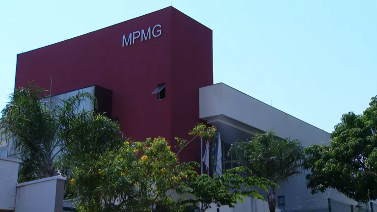 Justiça condena homem a mais de 345 anos de prisão por estupro de filhas e enteadas em MG