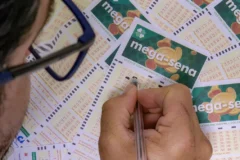 Mega-sena: como investir o prêmio de R$ 112 milhões para maximizar o rendimento
