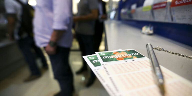 Mega-sena paga R$ 150 milhões nesta noite com novo calendário de sorteios