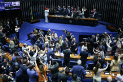 Mídia global destaca fim da escala 6x1 como triunfo político de Lula antes do segundo turno