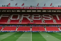 Nottingham Forest e Arsenal duelam pela sétima rodada do Campeonato Inglês