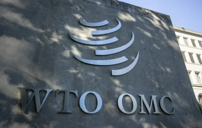 OMC revisa para cima projeção de crescimento do comércio de bens para 2026