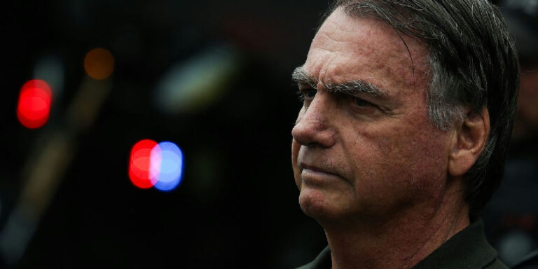 PGR manifesta-se a favor da retomada de visitas de Flávio Bolsonaro ao pai