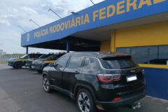 Polícia Rodoviária Federal recupera veículo furtado em abordagem na Br-153