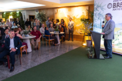 Prêmio CNA Brasil Artesanal premia cachaças, azeites e doces de leite