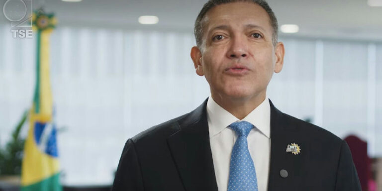 Presidente do TSE reforça papel do voto como pilar da democracia brasileira
