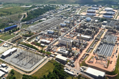 Primeiro leilão de gás da União esgota estoque para 23 companhias com ágio de 35%