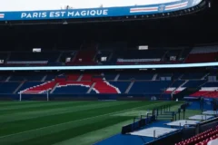 PSG e barcelona duelam na frança pela terceira rodada da liga dos campeões