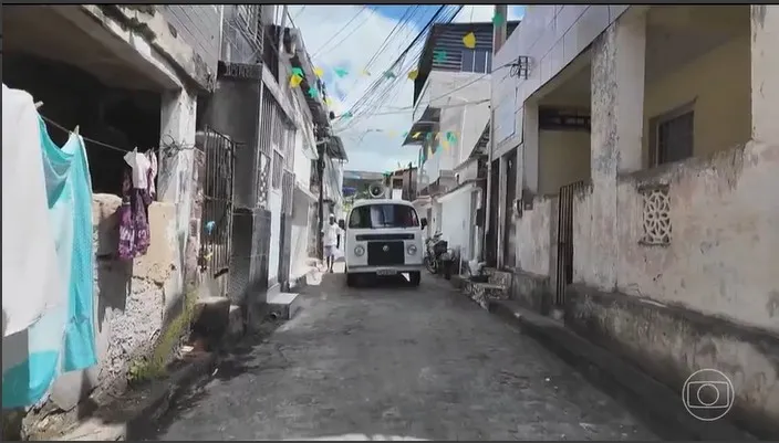 Recife usa alto-falantes do carro do ovo para alertar mulheres contra o feminicídio