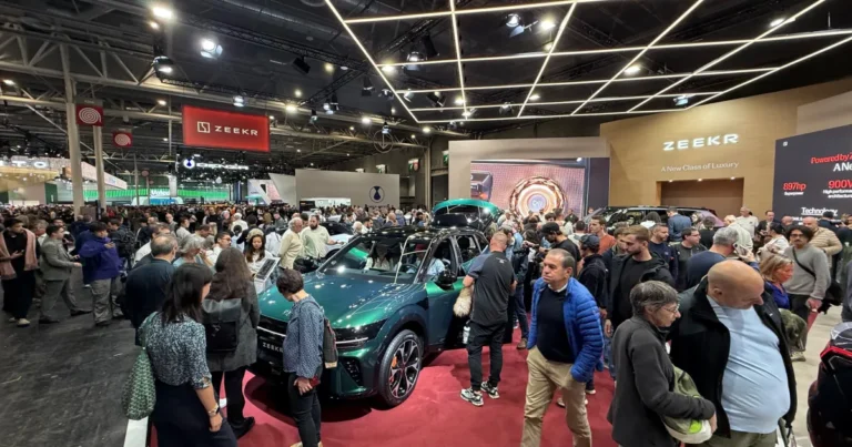 Salão de Paris aponta caminhos e desafios para o setor automotivo global