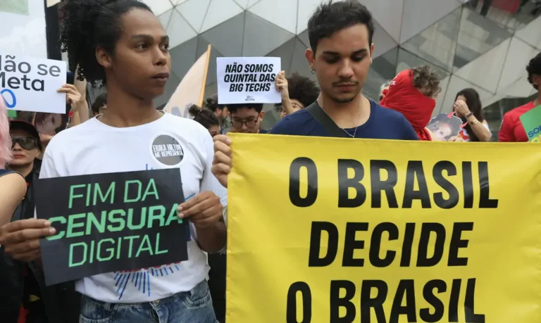 Sociedade civil entrega nota ao TSE e alerta sobre riscos de censura nas redes