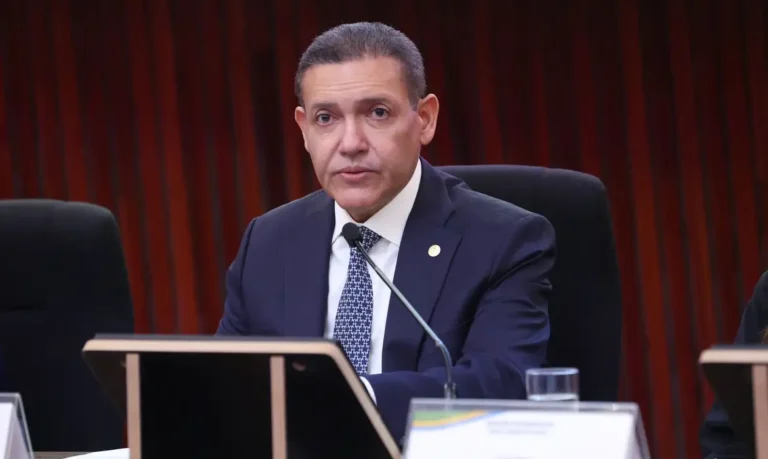 Supremo manda derrubar fake news e deepfakes direcionadas à campanha de Lula