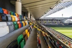 Udinese e Lecce duelam pelo Campeonato Italiano com transmissão ao vivo