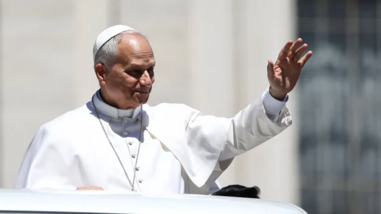 Vaticano reúne bispos para debater novos caminhos sobre família e inclusão