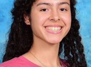 Agatha Nunes, 18, passou em física na USP, contrariando estatística do curso majoritariamente m...
